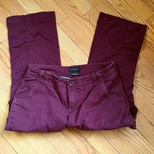 The Limited Sexy Cassidy Fit Capris Sz 4 Burgundy